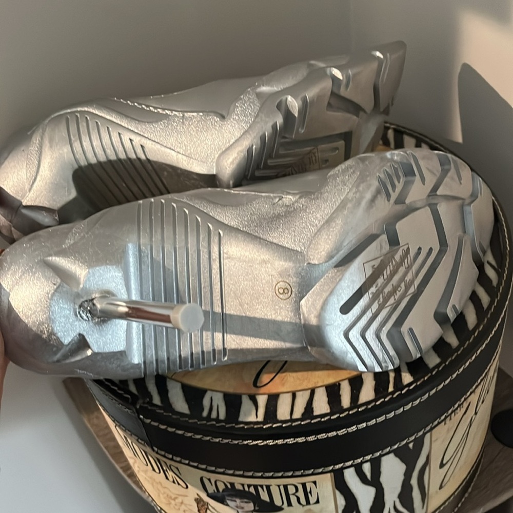 Silver Pumps - image 4